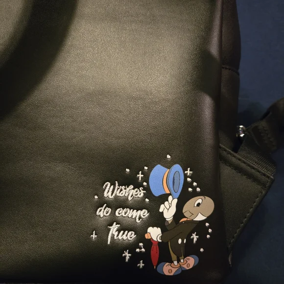 Disney's Pinocchio Backpack - Picture 3 of 7